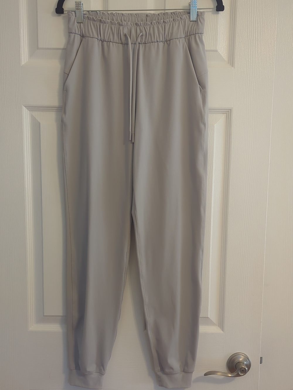 Crz Yoga Women's Light Gray Drawstring Jogger Pants